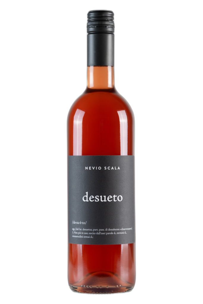 Desueto von Nevio Scala